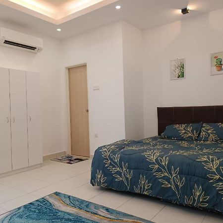 In Homestay Corner บาตู ปาฮัท ภายนอก รูปภาพ