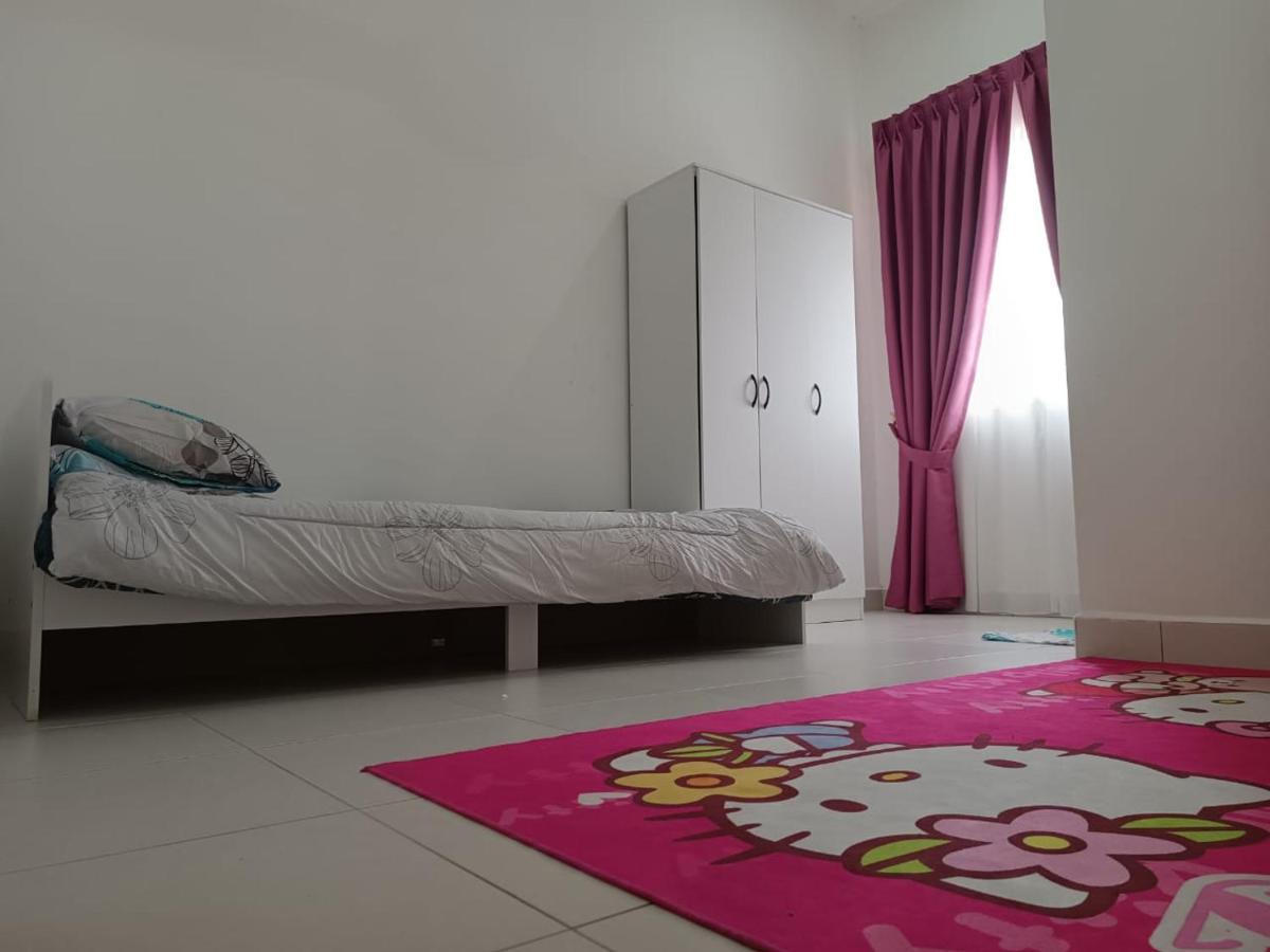 In Homestay Corner บาตู ปาฮัท ภายนอก รูปภาพ