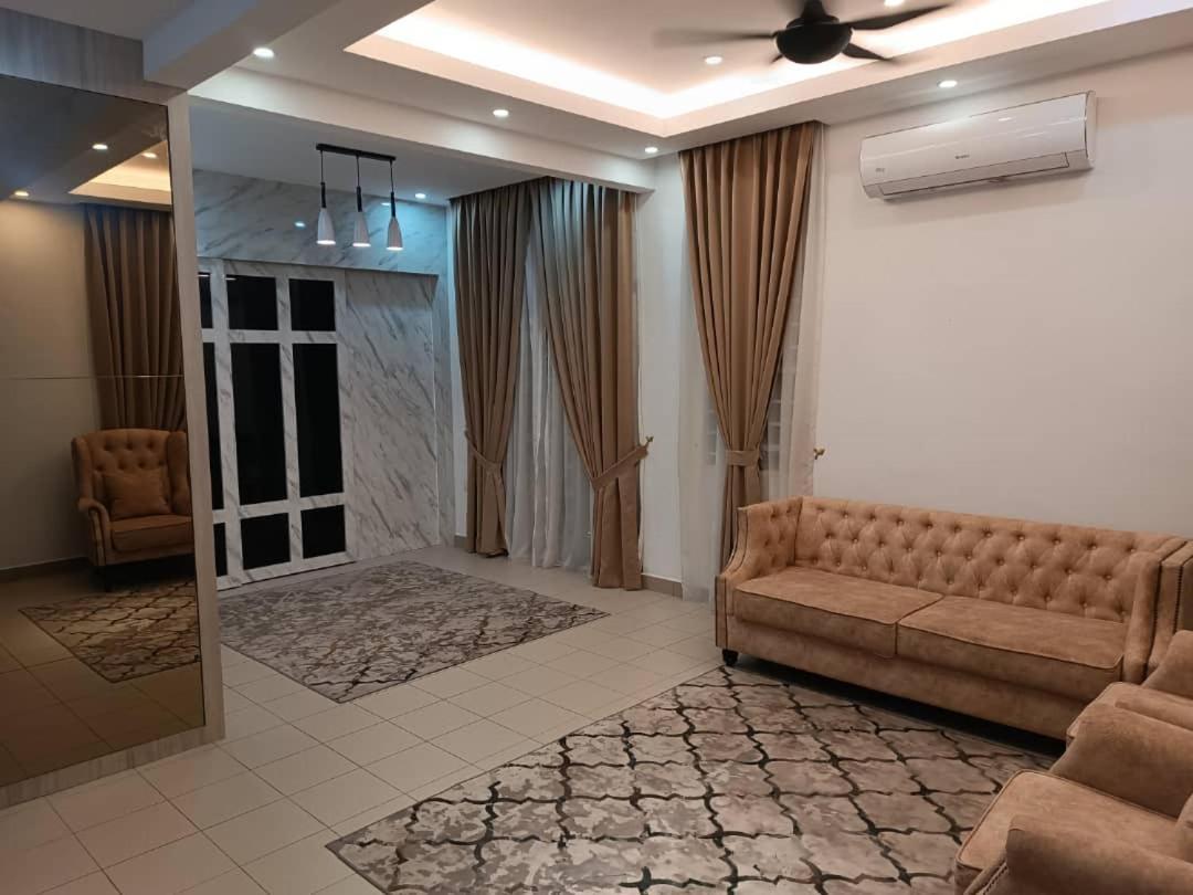 In Homestay Corner บาตู ปาฮัท ภายนอก รูปภาพ