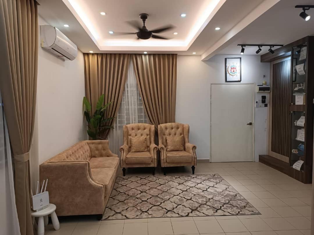 In Homestay Corner บาตู ปาฮัท ภายนอก รูปภาพ