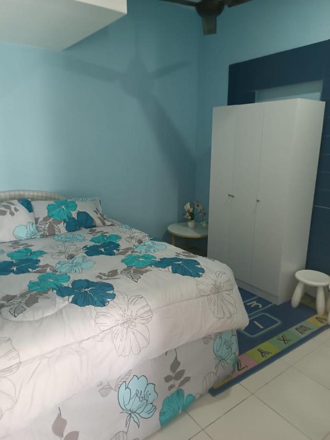 In Homestay Corner บาตู ปาฮัท ภายนอก รูปภาพ